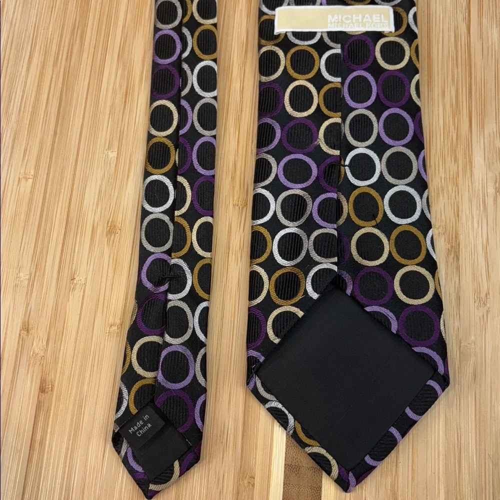 Michael Kors Silk Circle‎ Pattern Neck Tie